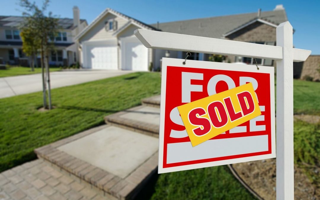 4 Tips to Sell a House